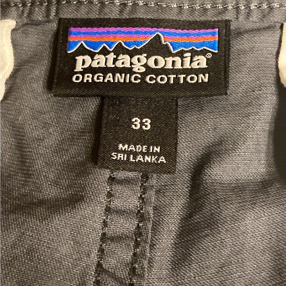 Patagonia Men's Slate Blue Flat Front Shorts - Picture 5 of 6